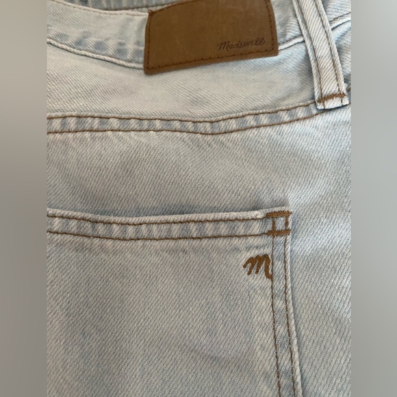 Madewell Blue Straight Leg Jeans with Vintage Appeal - Picture 14 of 15